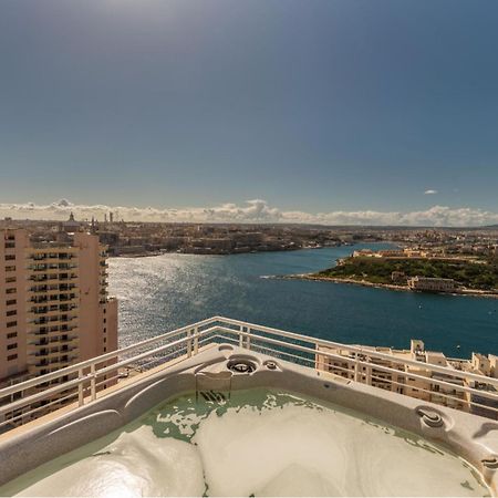 Malta - Best Panoramic Penthouse Lägenhet Sliema Exteriör bild